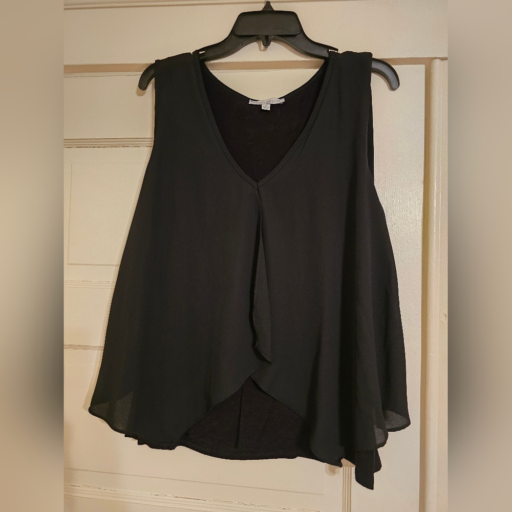 Green Envelope Charcoal Sleeveless Top